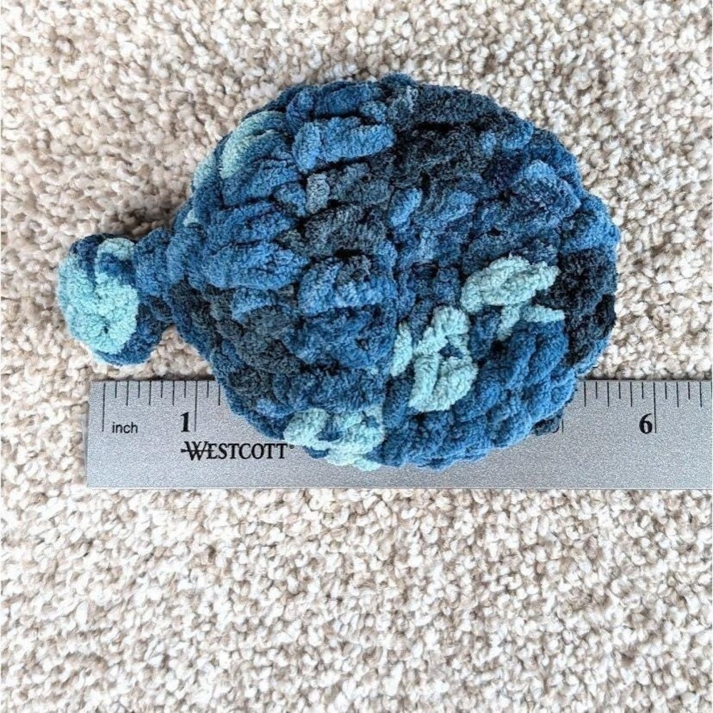 Handmade Crochet Water Balloons Reusable Water Fight Fun Summer Toy Teal Dreams - Picture 4 of 4